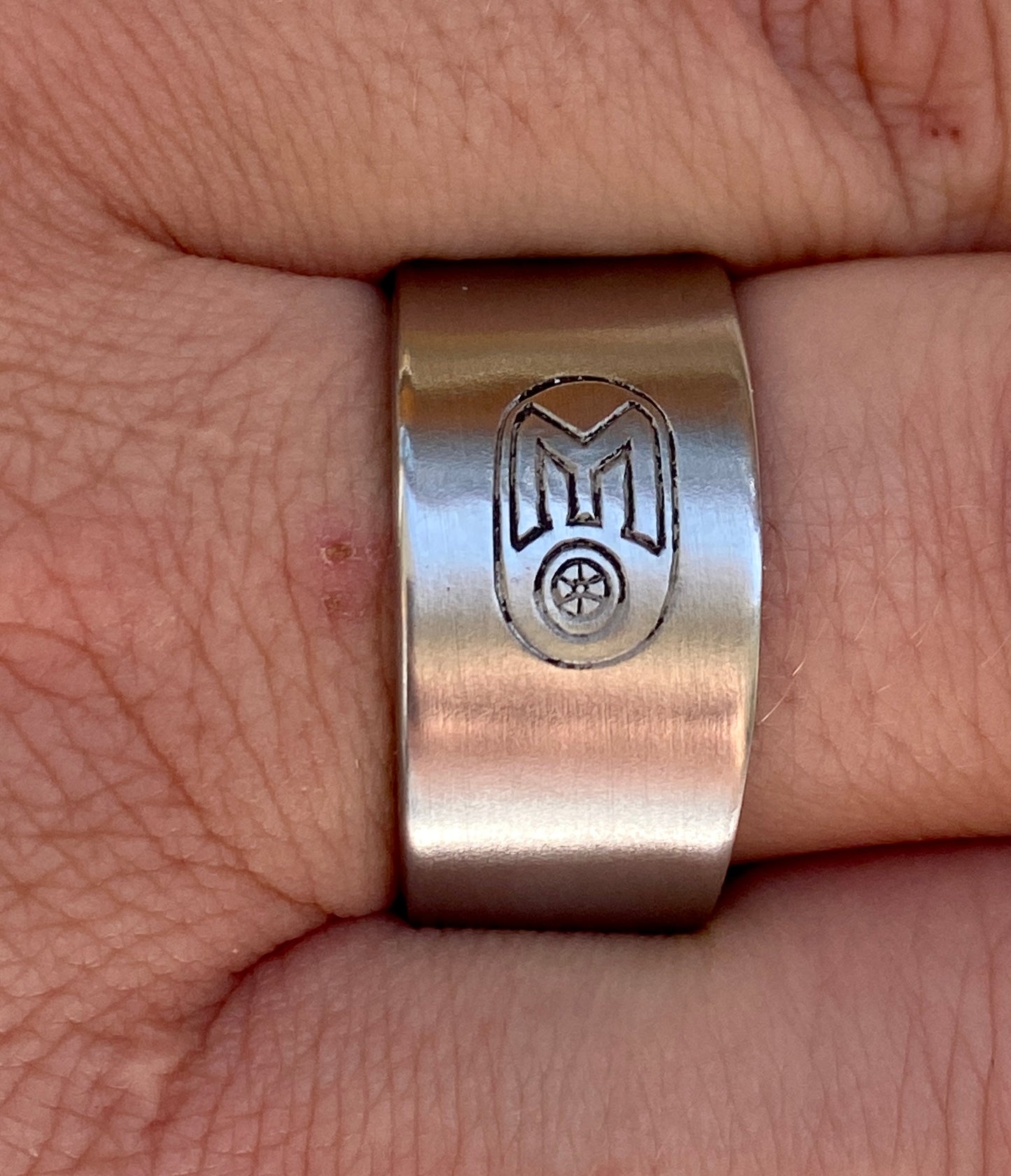 Ring *M* Edelstahl Besteckschmuck