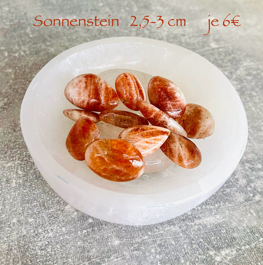 Sonnenstein Cabachons 2-3cm