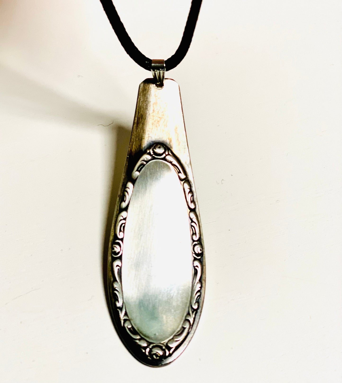 Amulett Anhänger *Spiegelamulett* Edelstahl versilbert Besteckschmuck