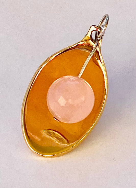 Kettenanhänger „Lovely“ Anhänger  Rosenquarz  Edelstahl vergoldet Besteckschmuck