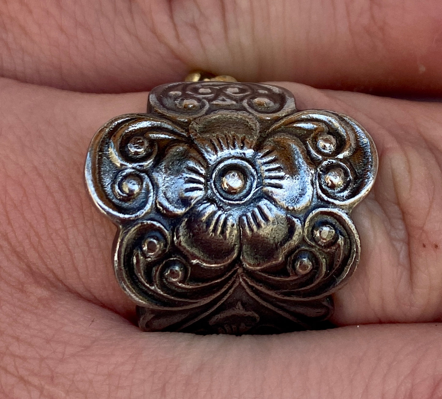 Ring *Flower Power* Edelstahl Besteckschmuck